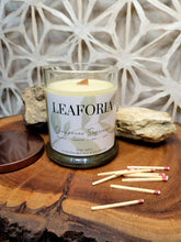 Load image into Gallery viewer, 'Champagne Supernova' Candle