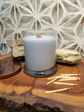 Load image into Gallery viewer, 'Soclene' Candle