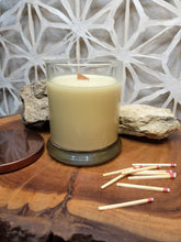 Load image into Gallery viewer, 'Champagne Supernova' Candle